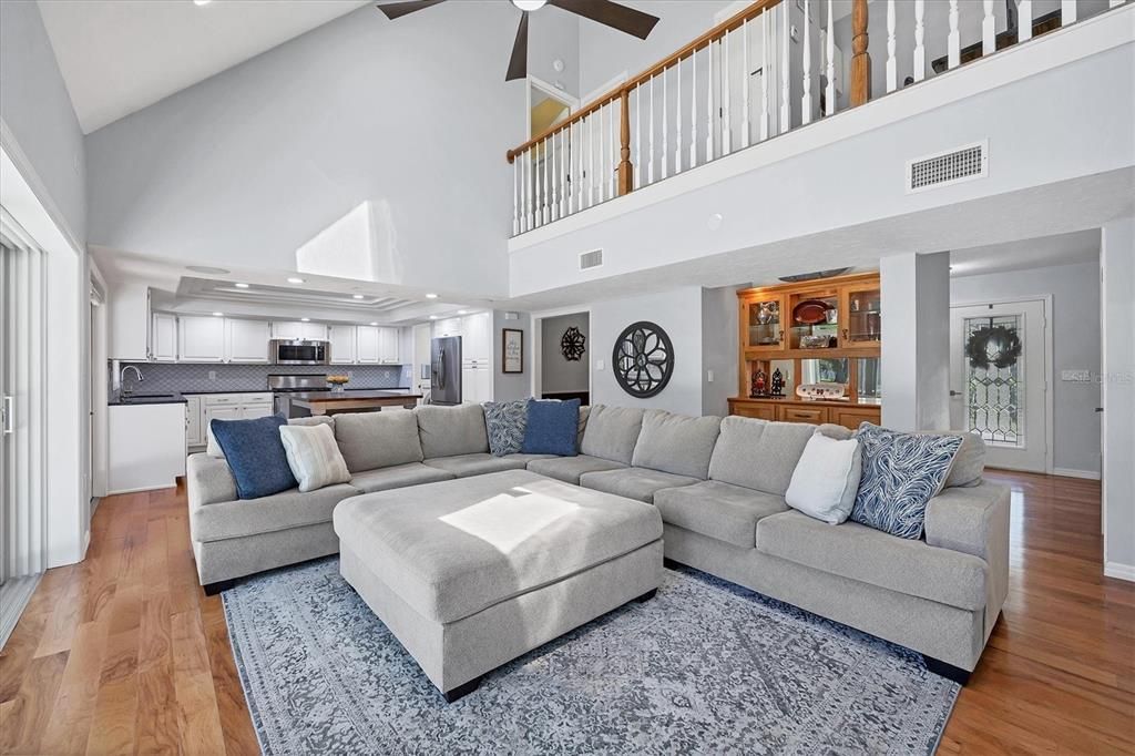 Active With Contract: $999,900 (4 beds, 2 baths, 2564 Square Feet)