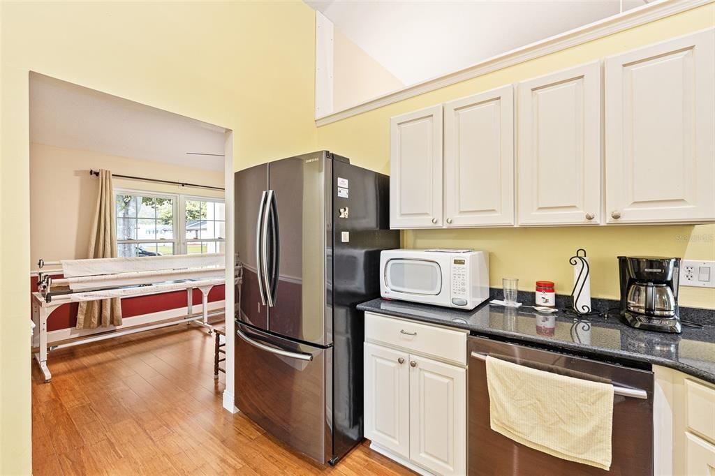 Active With Contract: $449,900 (3 beds, 2 baths, 1732 Square Feet)