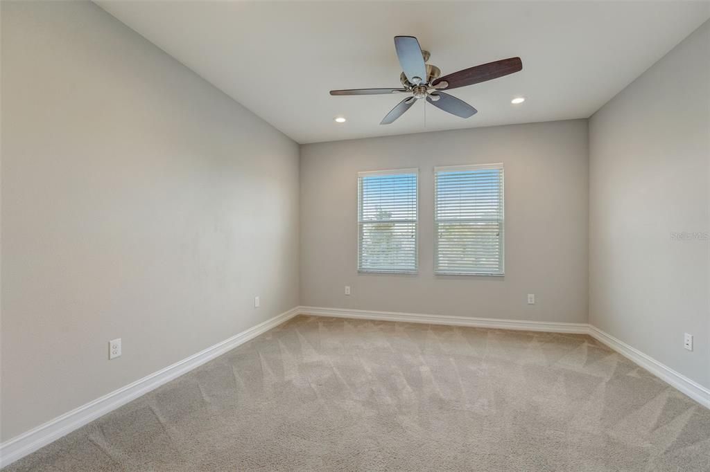 Active With Contract: $379,900 (3 beds, 2 baths, 1632 Square Feet)