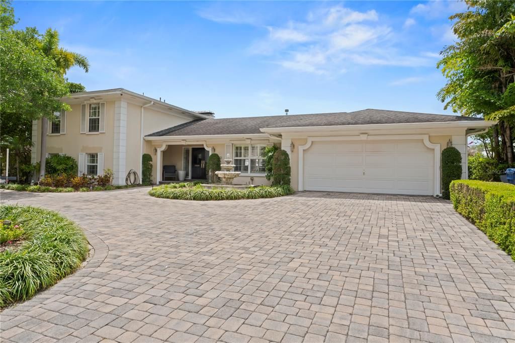 Active With Contract: $2,750,000 (3 beds, 3 baths, 3436 Square Feet)