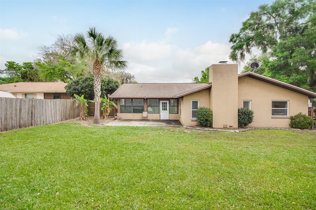 For Sale: $379,900 (3 beds, 2 baths, 2100 Square Feet)