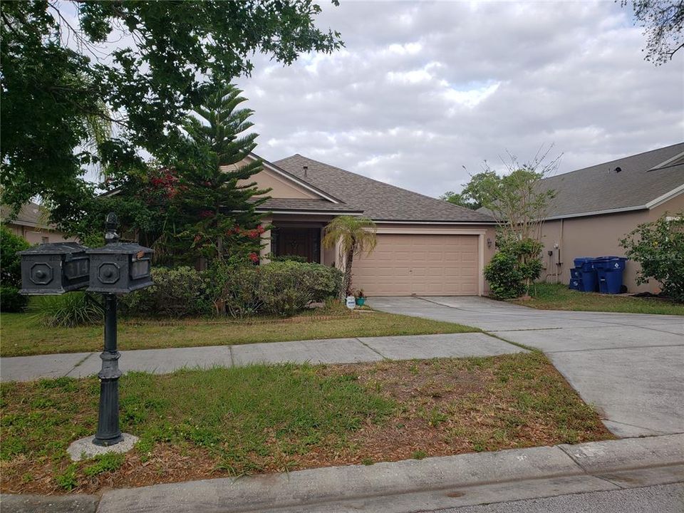 For Sale: $360,000 (3 beds, 2 baths, 2029 Square Feet)