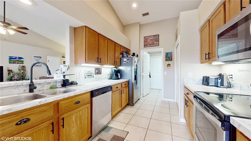 For Sale: $375,000 (4 beds, 2 baths, 1748 Square Feet)