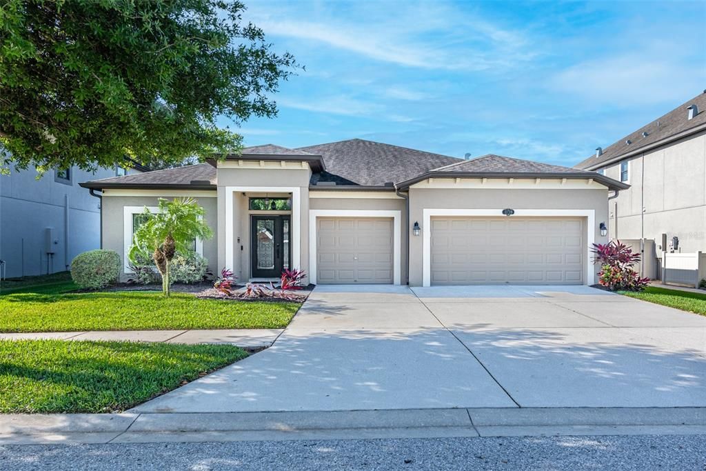 Active With Contract: $549,999 (4 beds, 3 baths, 2348 Square Feet)