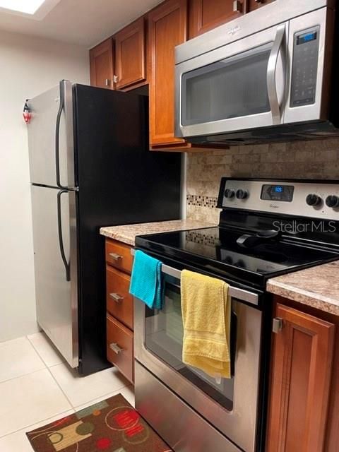 For Rent: $1,895 (1 beds, 1 baths, 693 Square Feet)