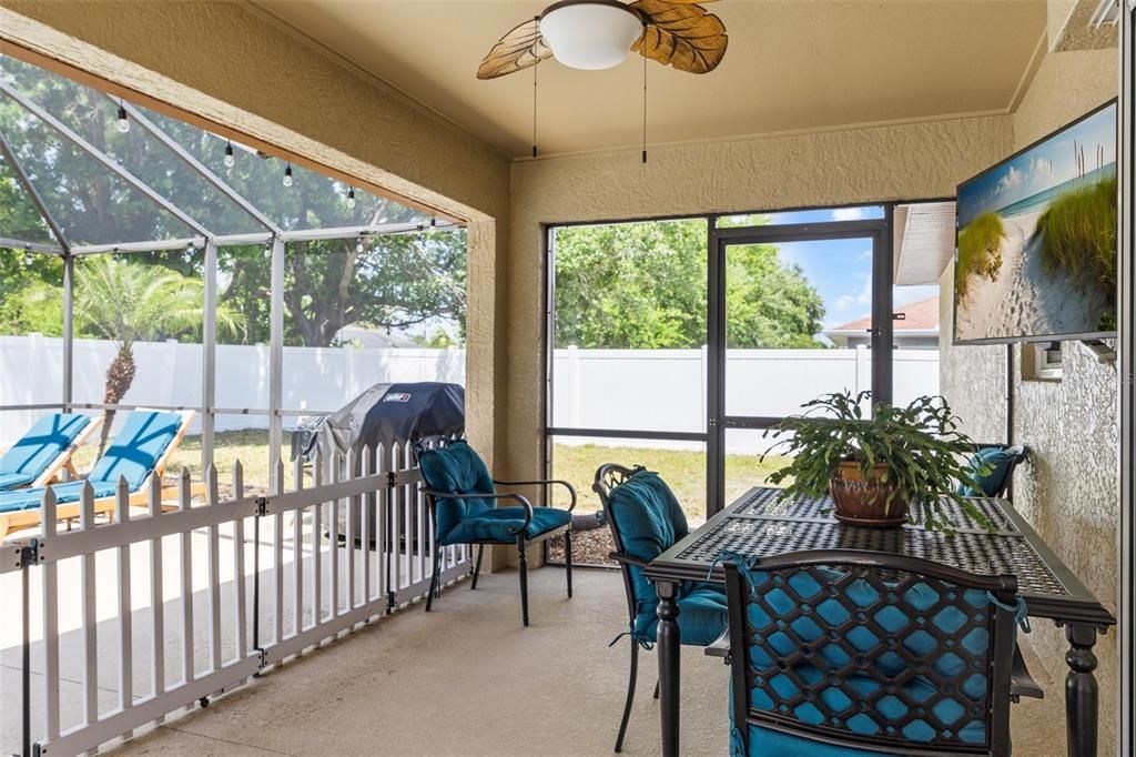 Recently Sold: $340,000 (3 beds, 2 baths, 1381 Square Feet)