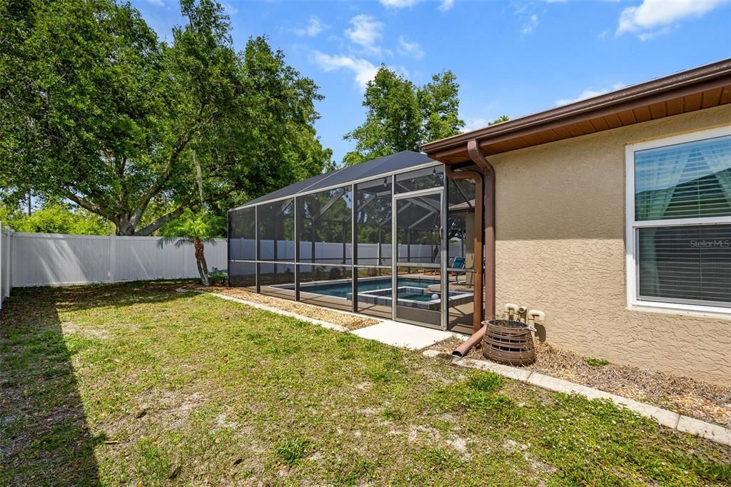 Recently Sold: $340,000 (3 beds, 2 baths, 1381 Square Feet)