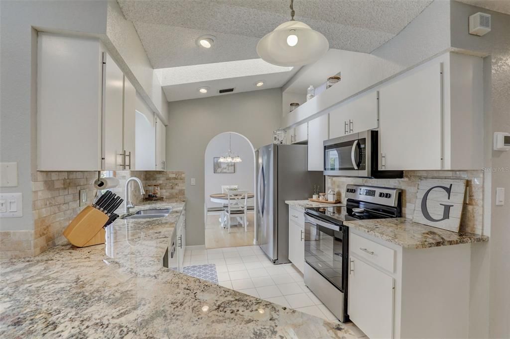 Recently Sold: $599,000 (3 beds, 2 baths, 1764 Square Feet)