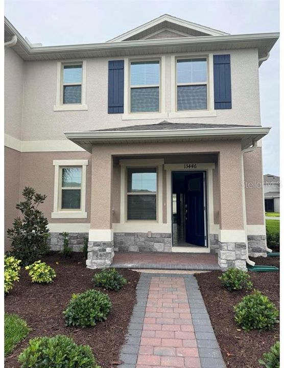 Recently Sold: $386,000 (3 beds, 2 baths, 1886 Square Feet)