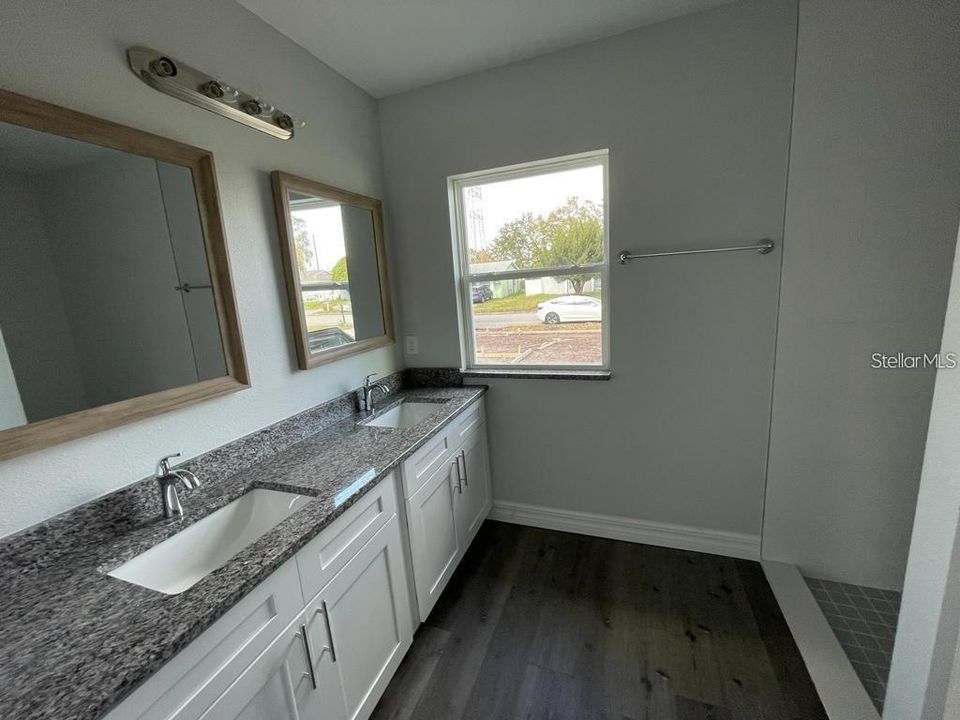 For Rent: $2,197 (3 beds, 2 baths, 1626 Square Feet)