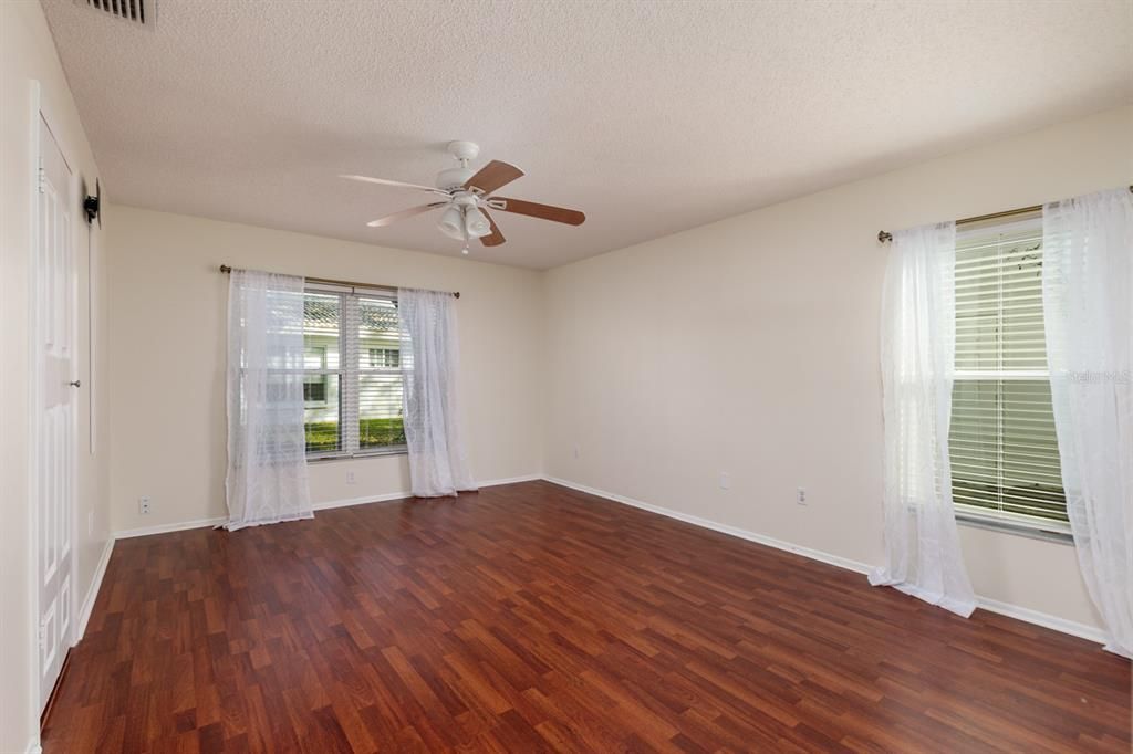 For Sale: $389,000 (2 beds, 2 baths, 1776 Square Feet)