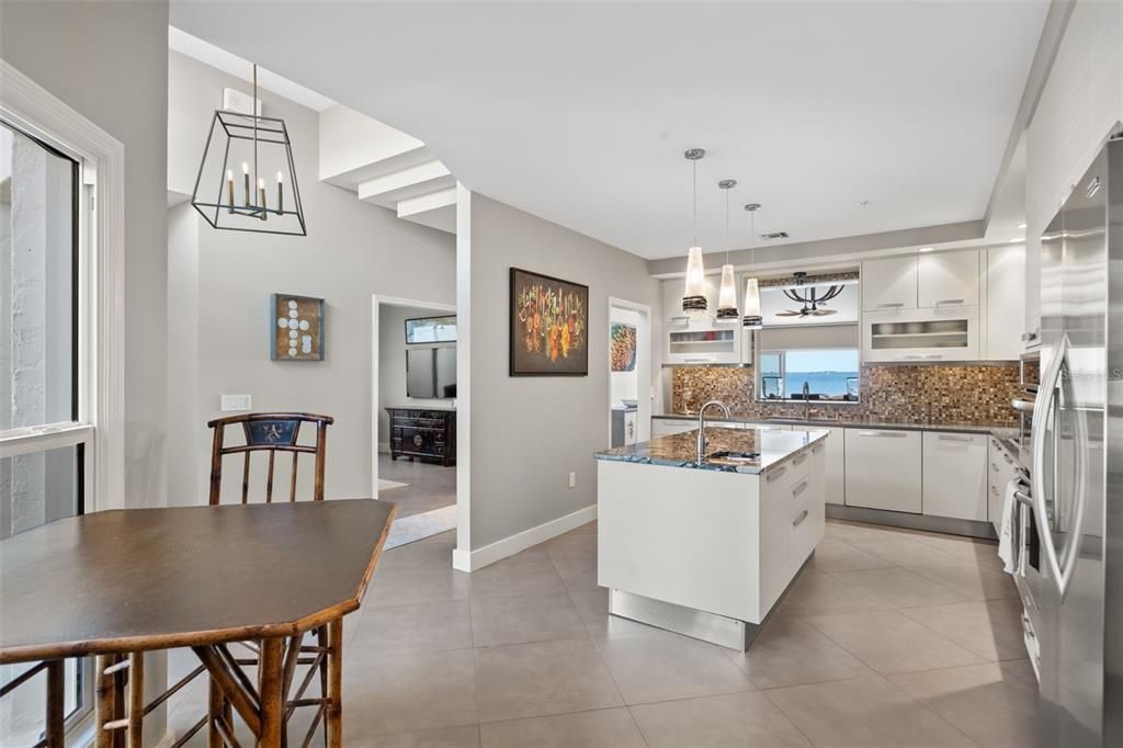 Active With Contract: $2,300,000 (3 beds, 3 baths, 2959 Square Feet)