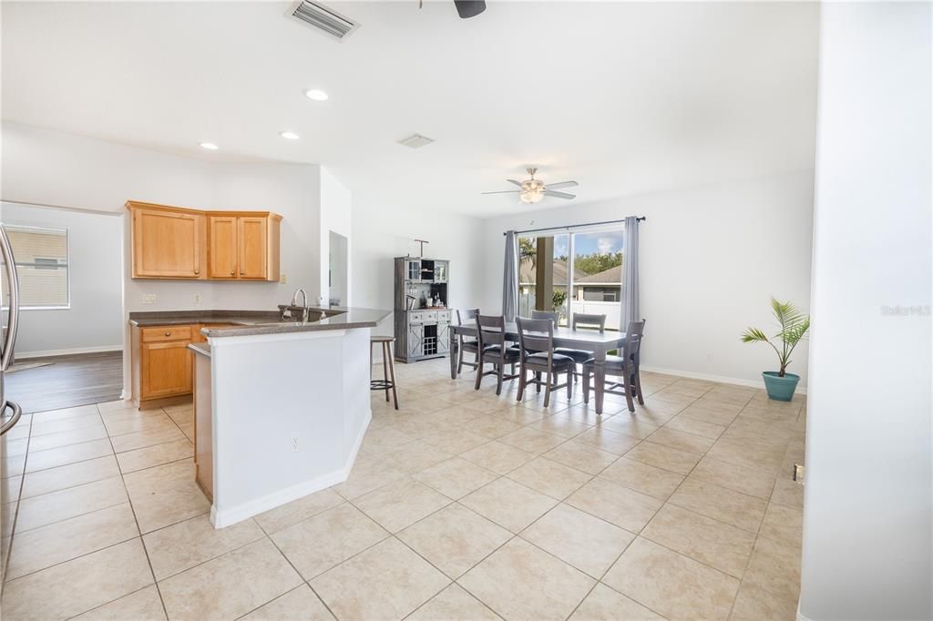 For Sale: $434,900 (4 beds, 2 baths, 2624 Square Feet)