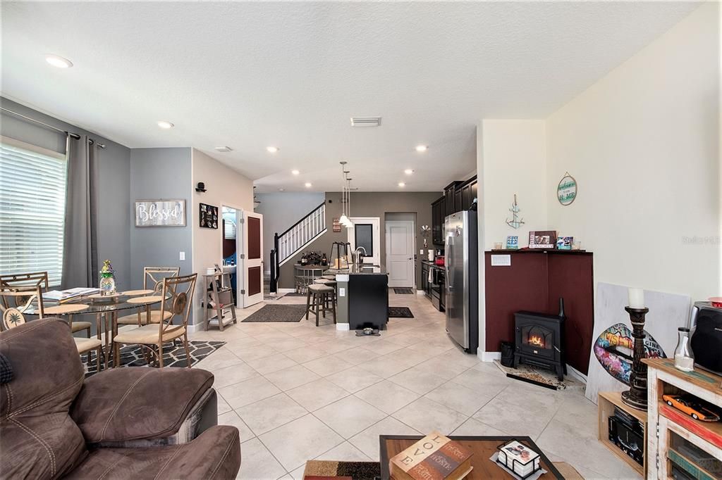 For Sale: $429,750 (3 beds, 2 baths, 1872 Square Feet)