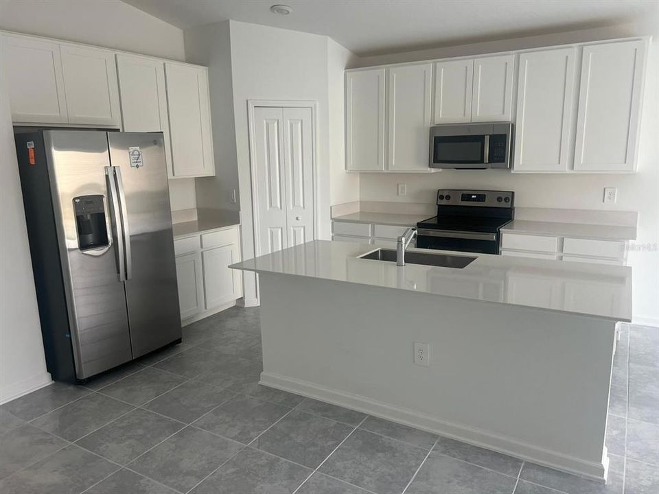 Active With Contract: $2,200 (4 beds, 2 baths, 1936 Square Feet)