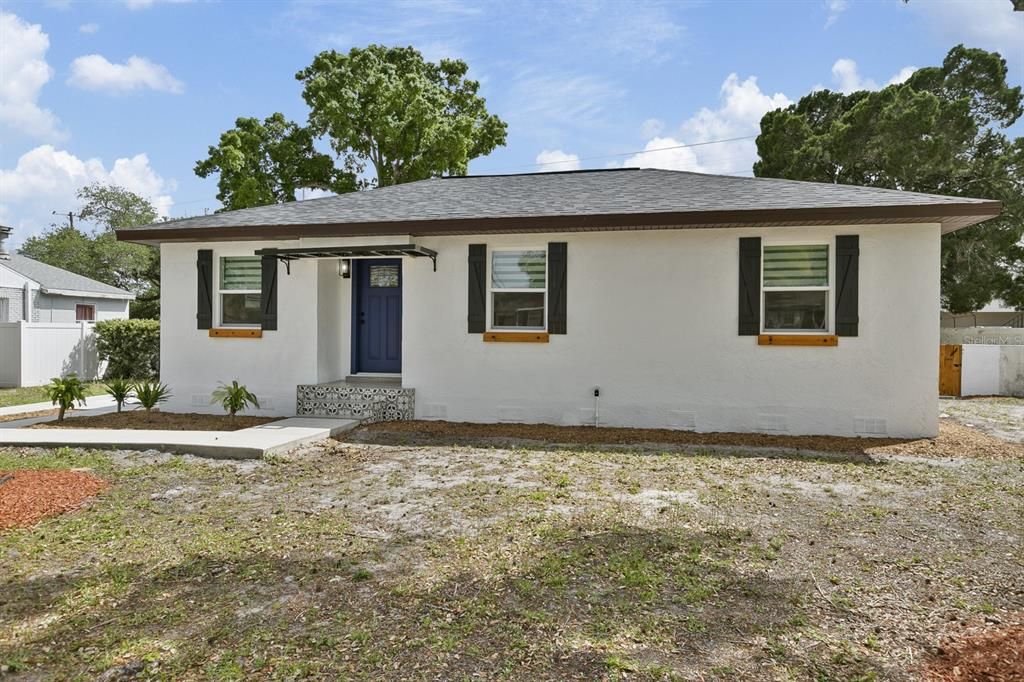 Recently Sold: $417,900 (3 beds, 2 baths, 909 Square Feet)