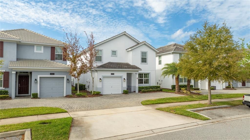 Recently Sold: $765,000 (5 beds, 5 baths, 3081 Square Feet)