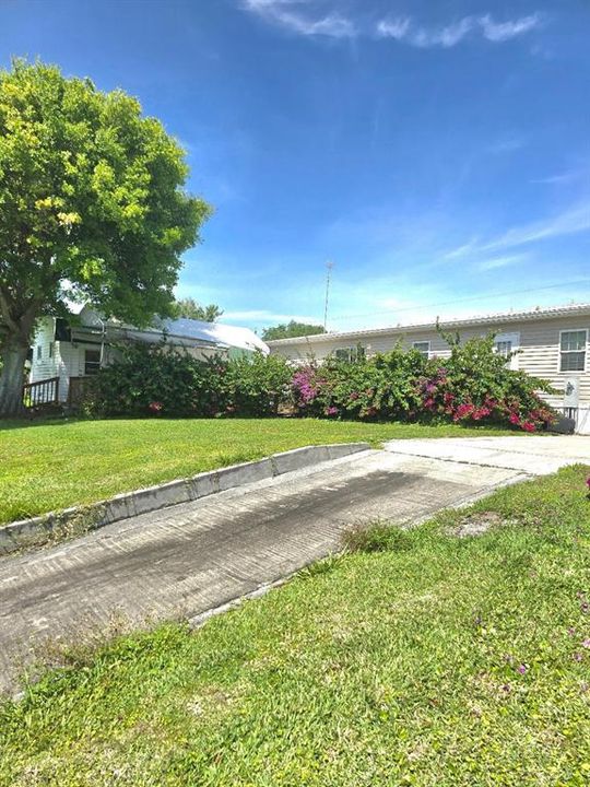 Recently Sold: $290,000 (3 beds, 2 baths, 1411 Square Feet)