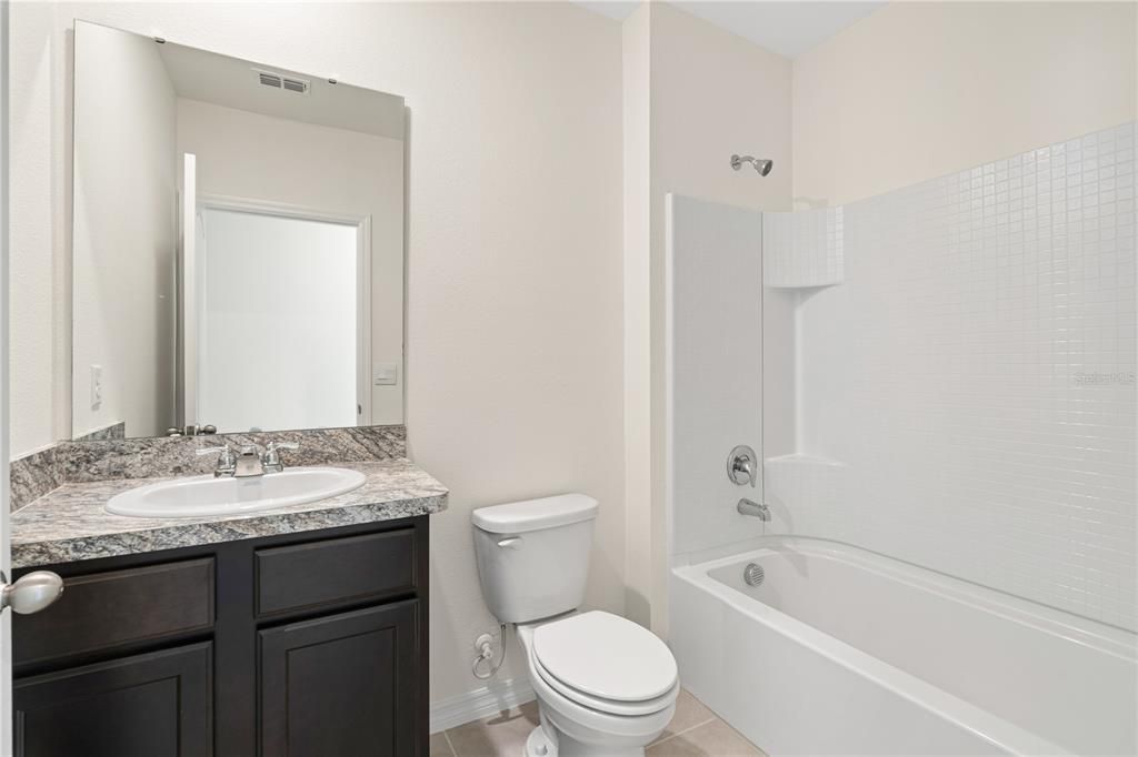Active With Contract: $1,990 (3 beds, 2 baths, 1614 Square Feet)