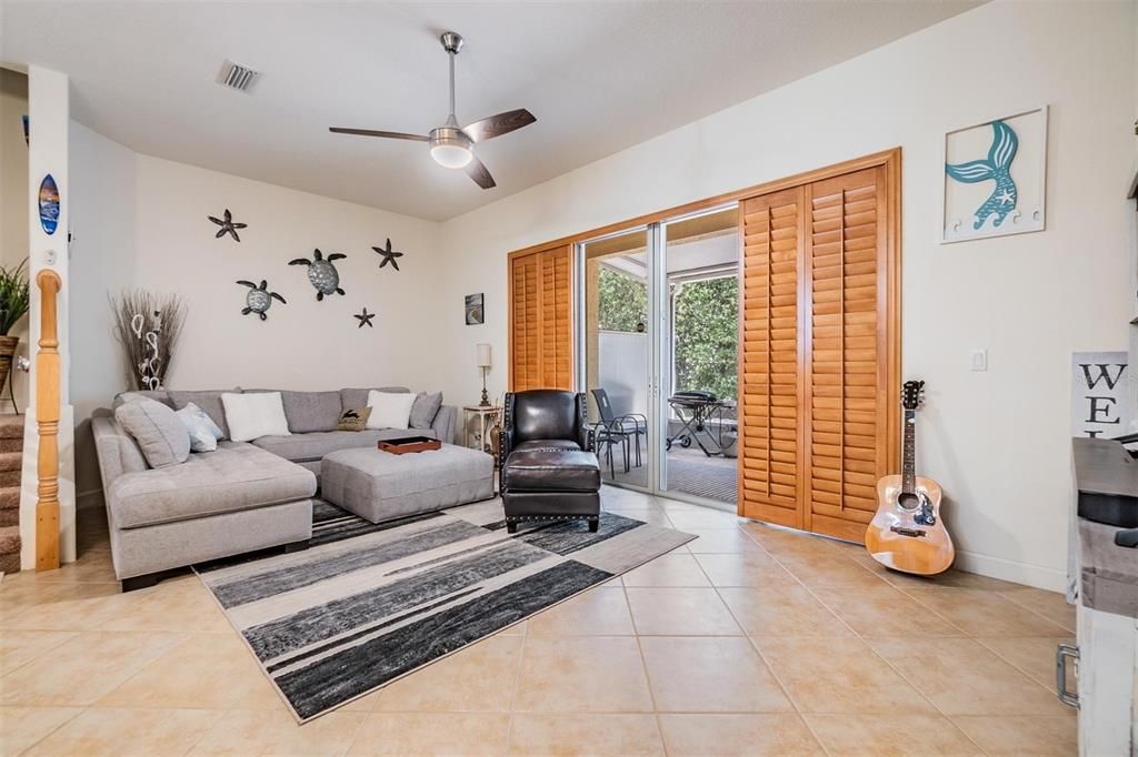 For Sale: $459,000 (3 beds, 2 baths, 1900 Square Feet)