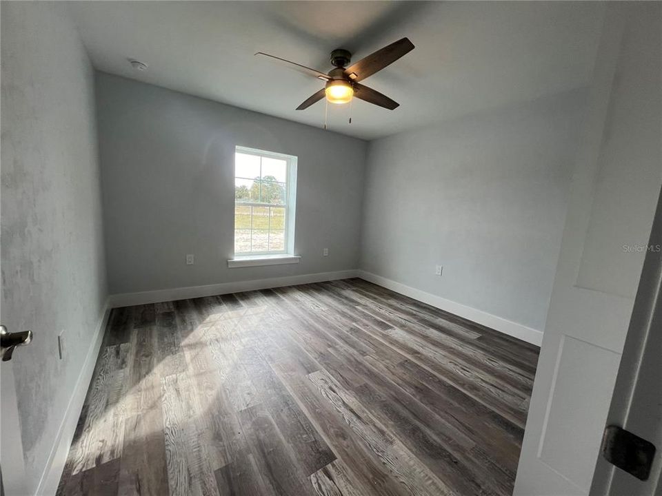 For Sale: $369,000 (3 beds, 2 baths, 1797 Square Feet)