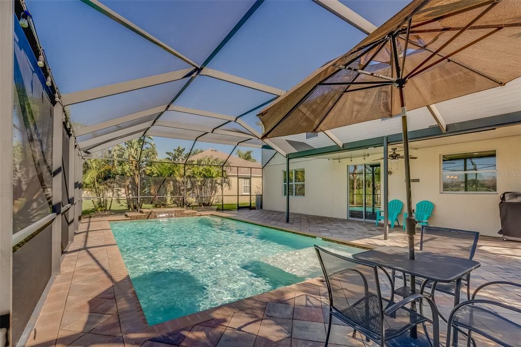 Active With Contract: $679,900 (5 beds, 3 baths, 3574 Square Feet)