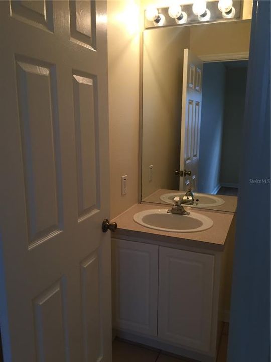 For Rent: $1,750 (2 beds, 2 baths, 1095 Square Feet)