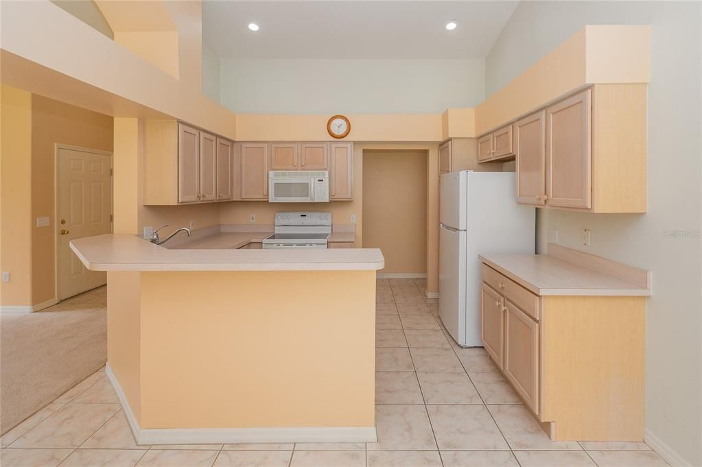 For Sale: $299,000 (3 beds, 2 baths, 1621 Square Feet)