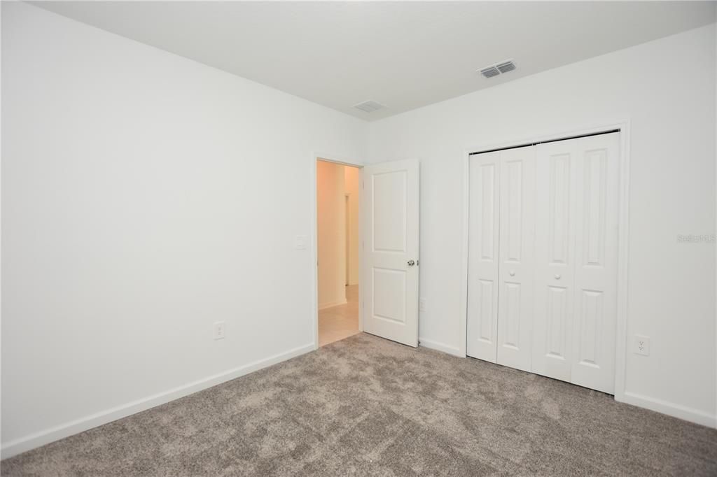 Active With Contract: $1,800 (3 beds, 2 baths, 1560 Square Feet)