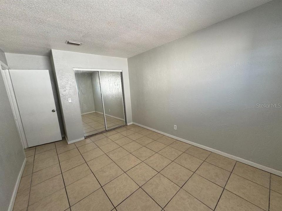 Recently Rented: $1,000 (2 beds, 1 baths, 800 Square Feet)