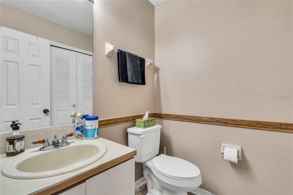 For Sale: $229,900 (2 beds, 2 baths, 1104 Square Feet)