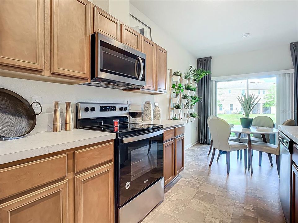 For Sale: $305,900 (3 beds, 2 baths, 1687 Square Feet)