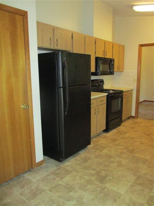 For Rent: $1,895 (3 beds, 2 baths, 1380 Square Feet)