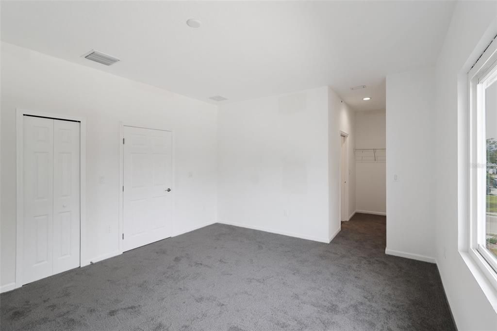 For Sale: $450,000 (3 beds, 2 baths, 1848 Square Feet)