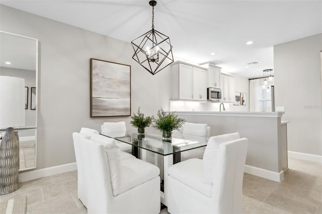 For Sale: $454,900 (2 beds, 2 baths, 1822 Square Feet)