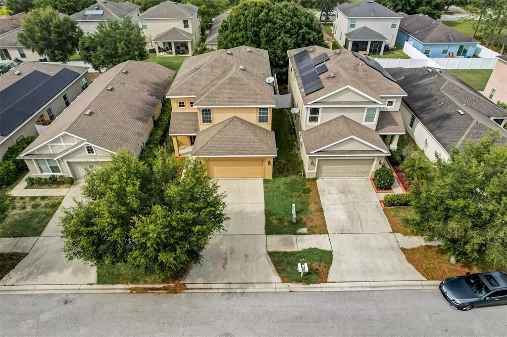 Active With Contract: $410,000 (5 beds, 2 baths, 2342 Square Feet)