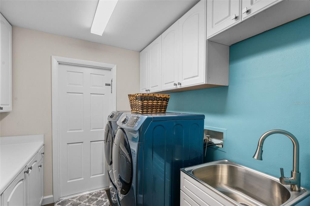 LAUNDRY ROOM WITH WASHER/DRYER