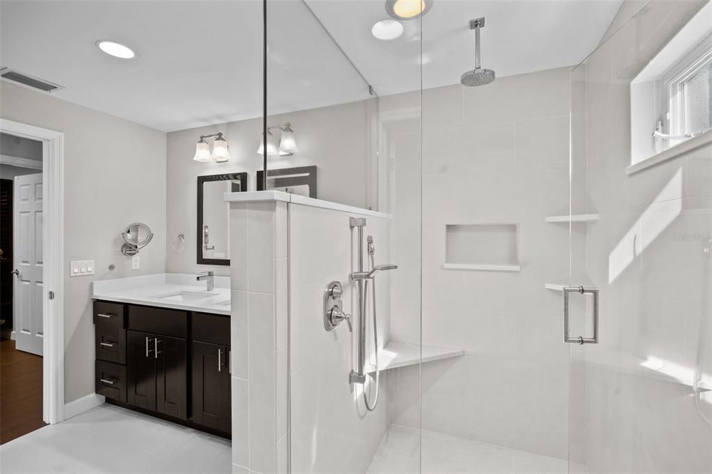 LUXURIOUS SHOWER AND DOUBLE VANITY