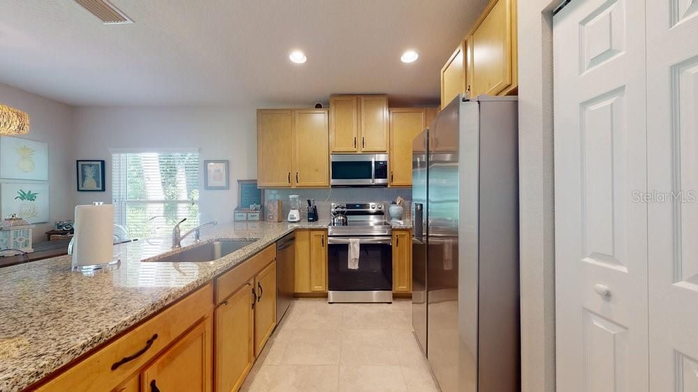 For Sale: $489,000 (3 beds, 2 baths, 1145 Square Feet)