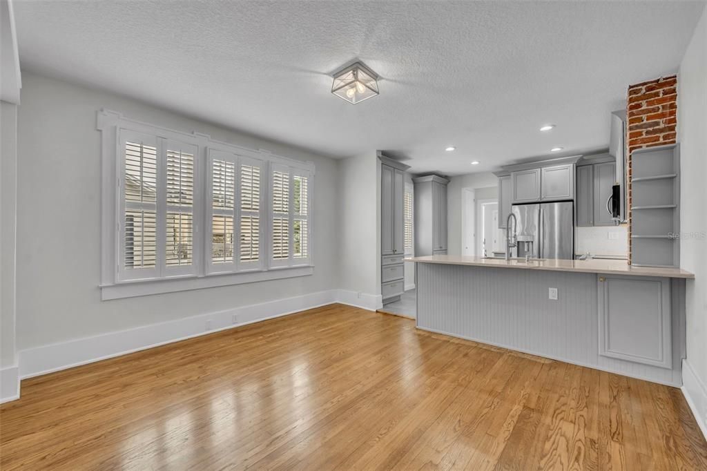 Main Floor Dining area.