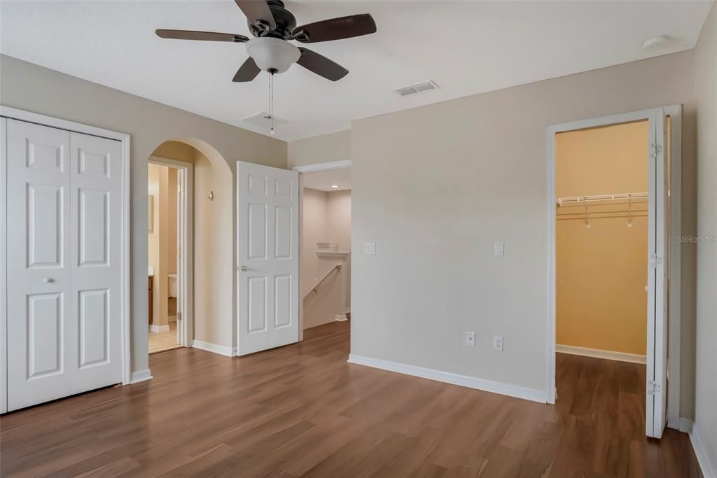 Recently Sold: $350,000 (2 beds, 2 baths, 1222 Square Feet)