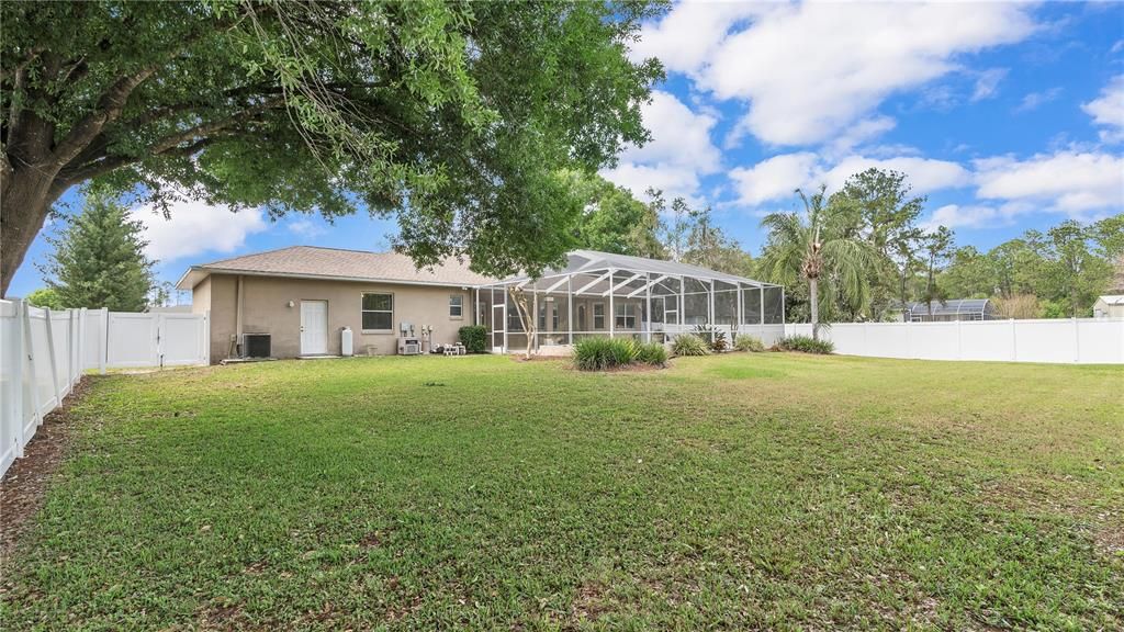 Recently Sold: $515,000 (3 beds, 3 baths, 2560 Square Feet)