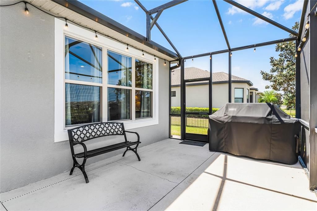 Active With Contract: $649,900 (3 beds, 3 baths, 2335 Square Feet)