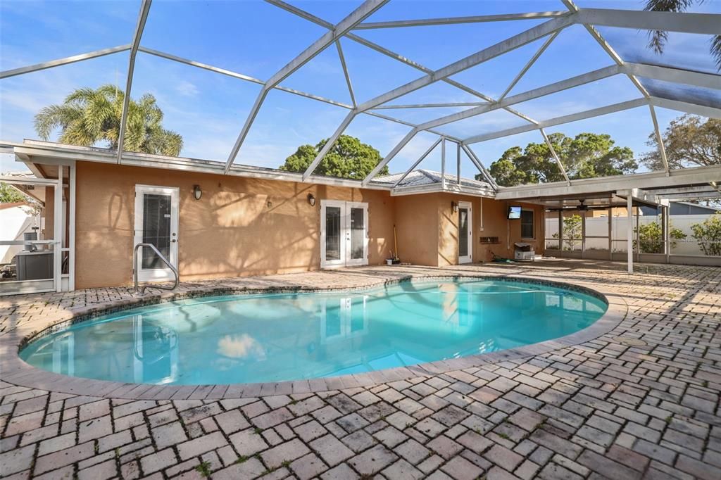 Recently Sold: $525,000 (3 beds, 2 baths, 1821 Square Feet)
