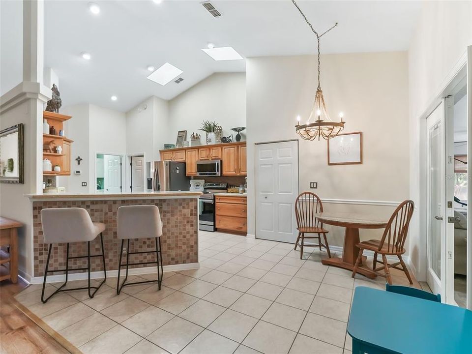 For Sale: $889,900 (4 beds, 2 baths, 2851 Square Feet)