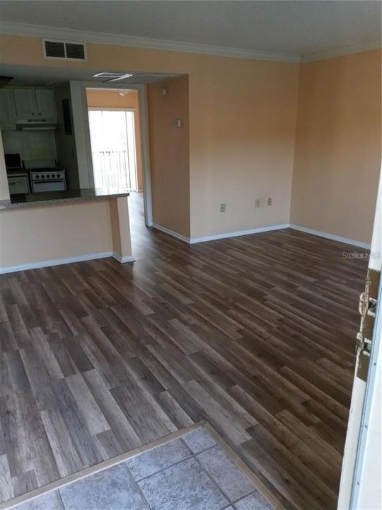 Recently Rented: $1,150 (1 beds, 1 baths, 496 Square Feet)
