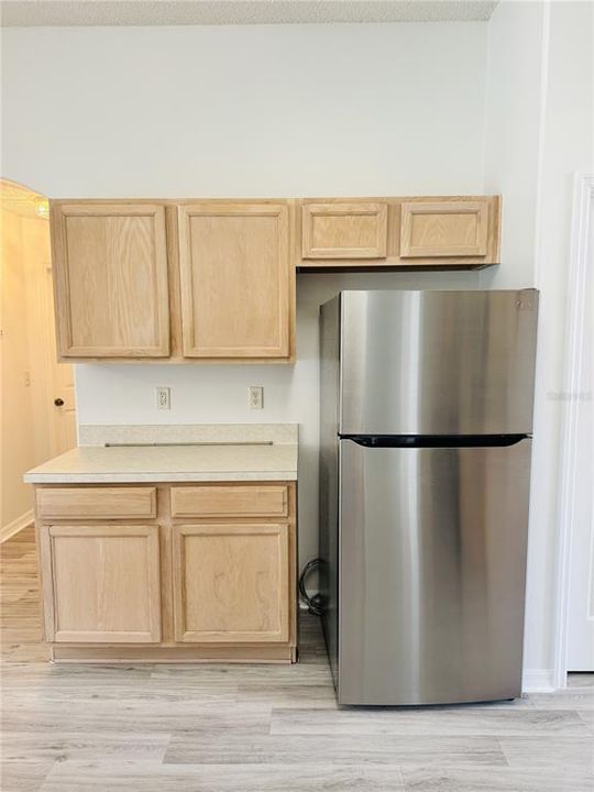 Active With Contract: $2,000 (3 beds, 2 baths, 1811 Square Feet)