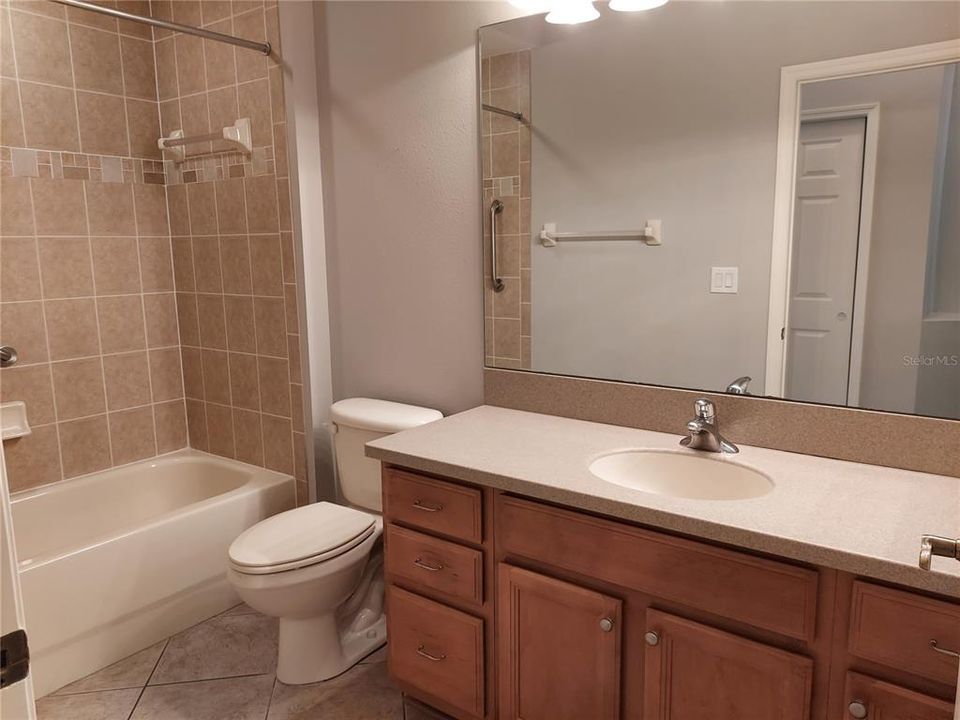 最近租的: $2,495 (3 贝兹, 2 浴室, 2255 平方英尺)