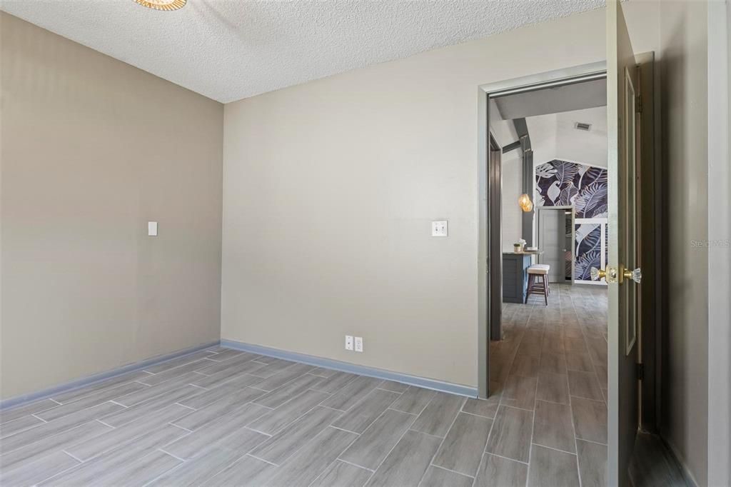 For Sale: $348,450 (3 beds, 2 baths, 1412 Square Feet)