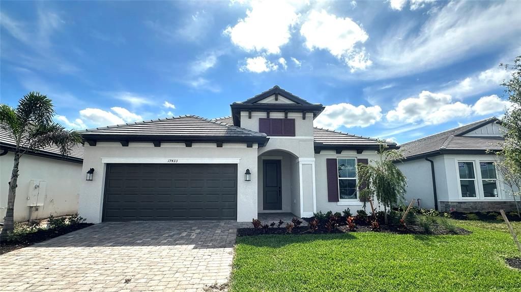 Recently Sold: $672,280 (3 beds, 2 baths, 2336 Square Feet)